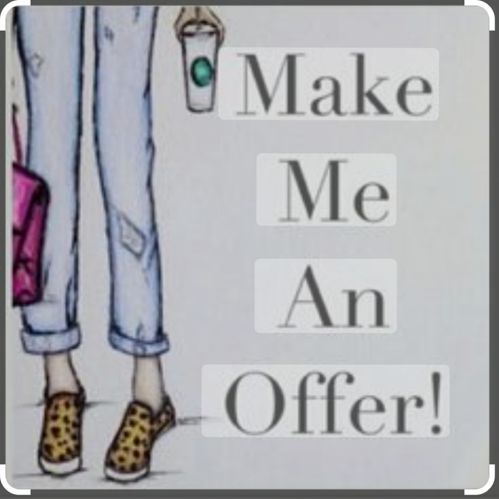 MAKE ME AN OFFER! 🛍️👟